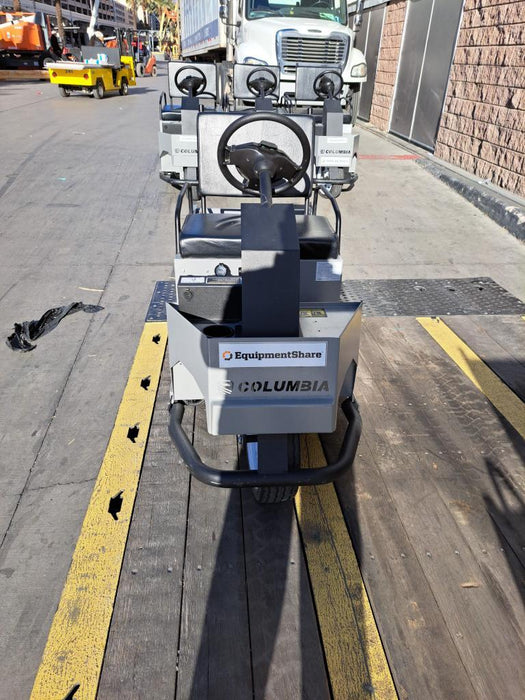 2022 COLUMBIA Expediter