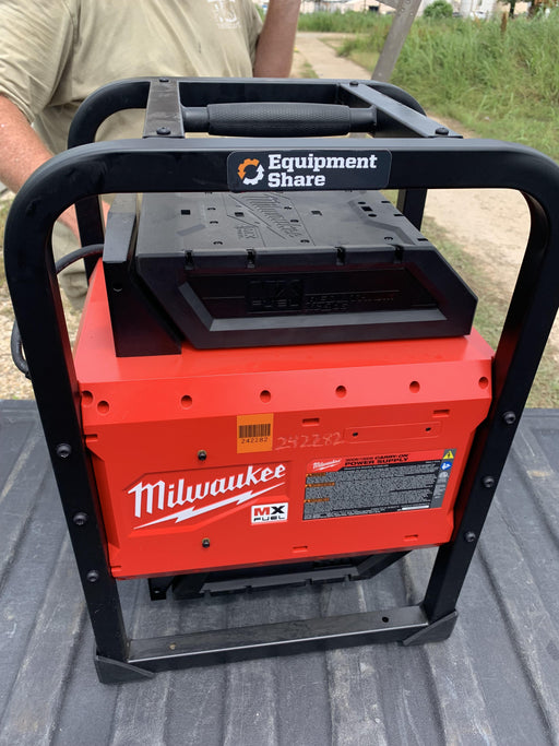 2022 MILWAUKEE MXF002-2XC