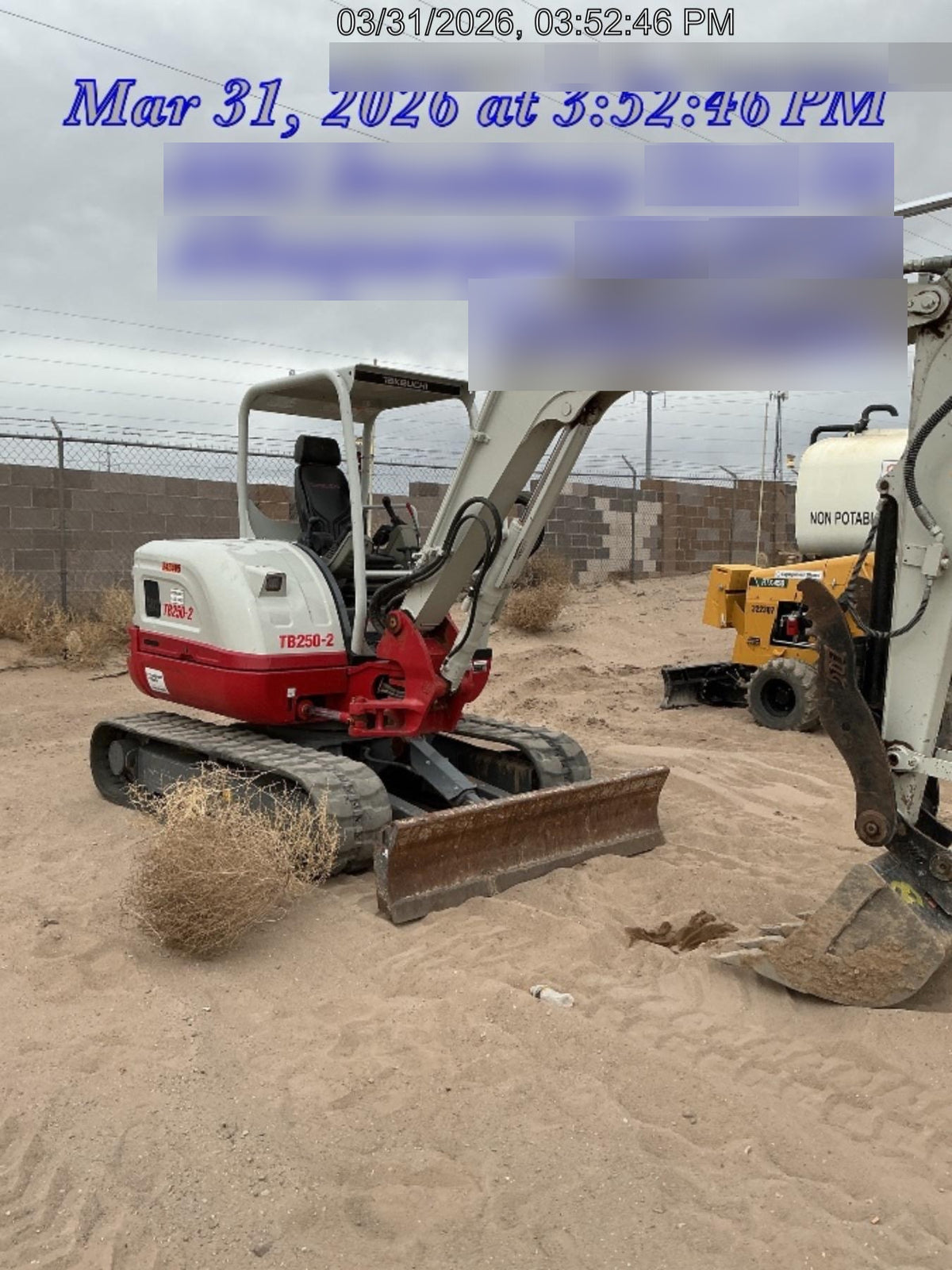 2023 TAKEUCHI TB250-2R