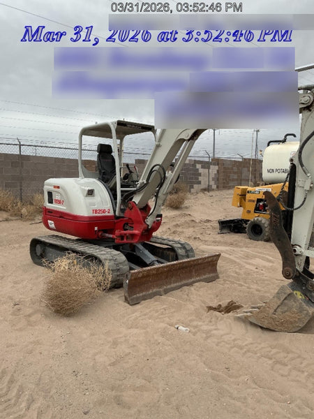 2023 TAKEUCHI TB250-2R