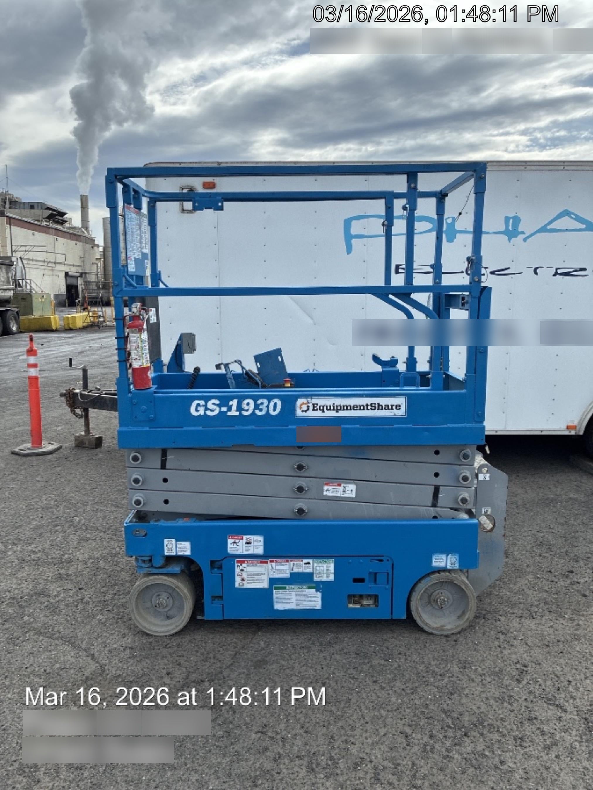 2020 Genie GS-1930 Solid Non Marking Tires, Beacon, Folding rails with half height swing gate, 800W Inverter