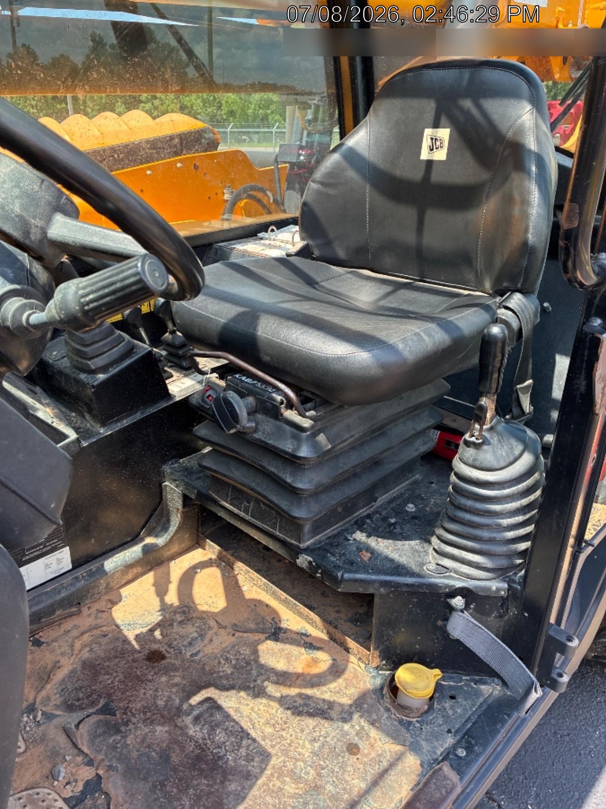 2022 JCB 510-56