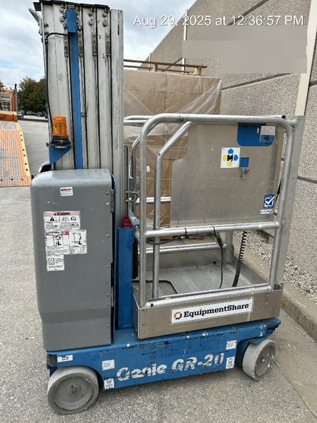 2011 GENIE GR-20
