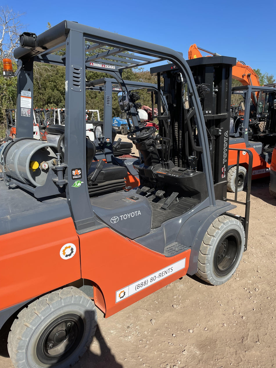 2023 TOYOTA 8FGU30 LP - Quad