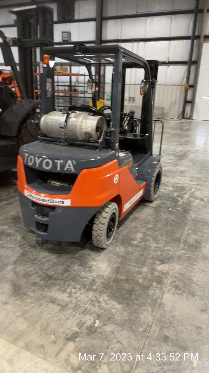 2022 TOYOTA 50-8FGU25