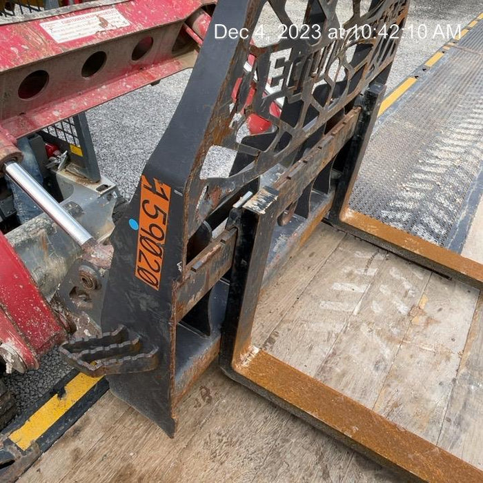 2021 PALADIN 48" Pallet Forks - Paladin