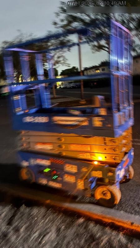 2020 Genie GS-1930 Solid Non Marking Tires, Beacon, Folding rails with half height swing gate, 800W Inverter