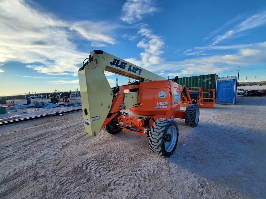 2019 JLG 600AJ