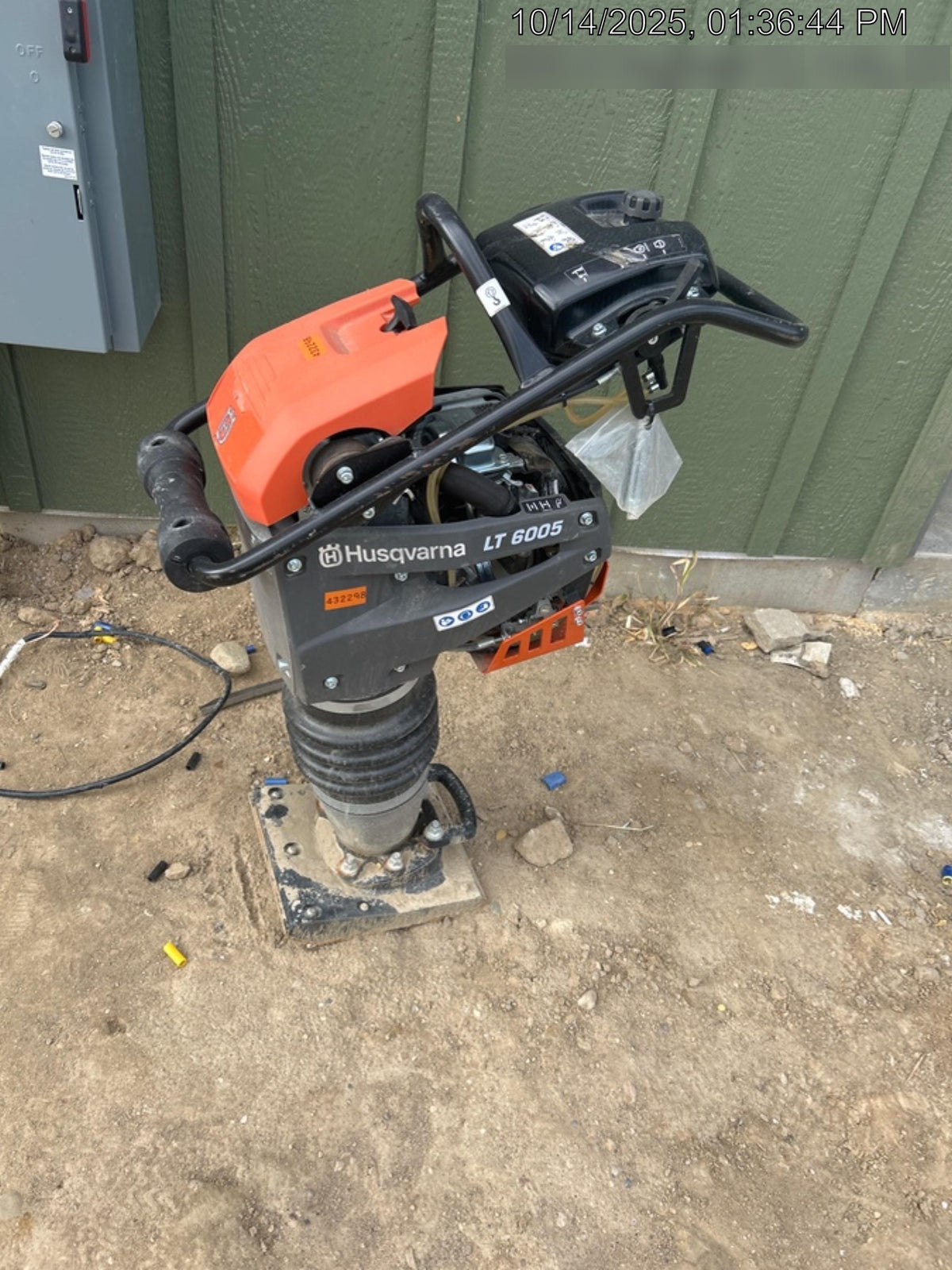 2024 HUSQVARNA LT6005
