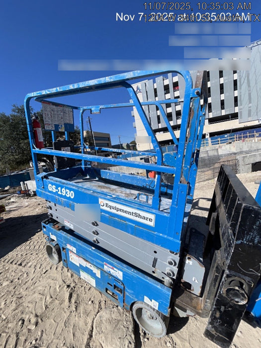 2019 Genie GS-1930 Fixed rails with chain Entry