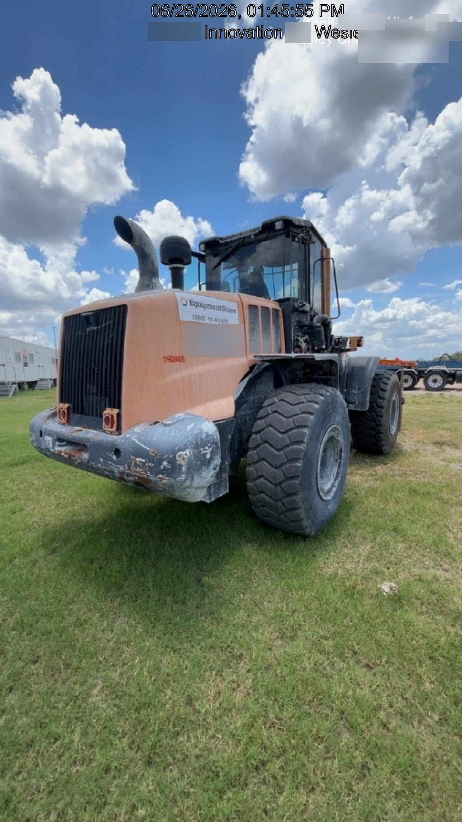 2017 CASE 821G