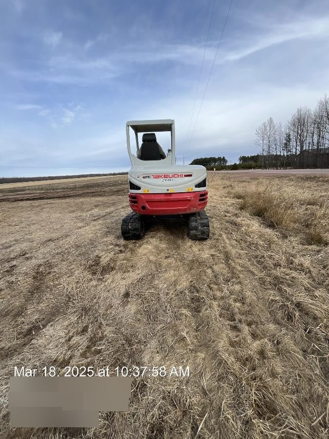 2023 TAKEUCHI TB250-2R