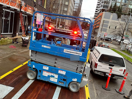 2019 Genie GS-1930 Half Height Swing Gate, 800W Inverter