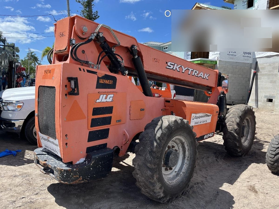 2017 Skytrak 6042 42' REACH, PALLET FORKS, 6k, FOAM FILLED TIRES