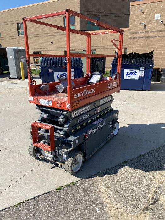 2017 Skyjack SJIII-3219 Standard Rental Specs