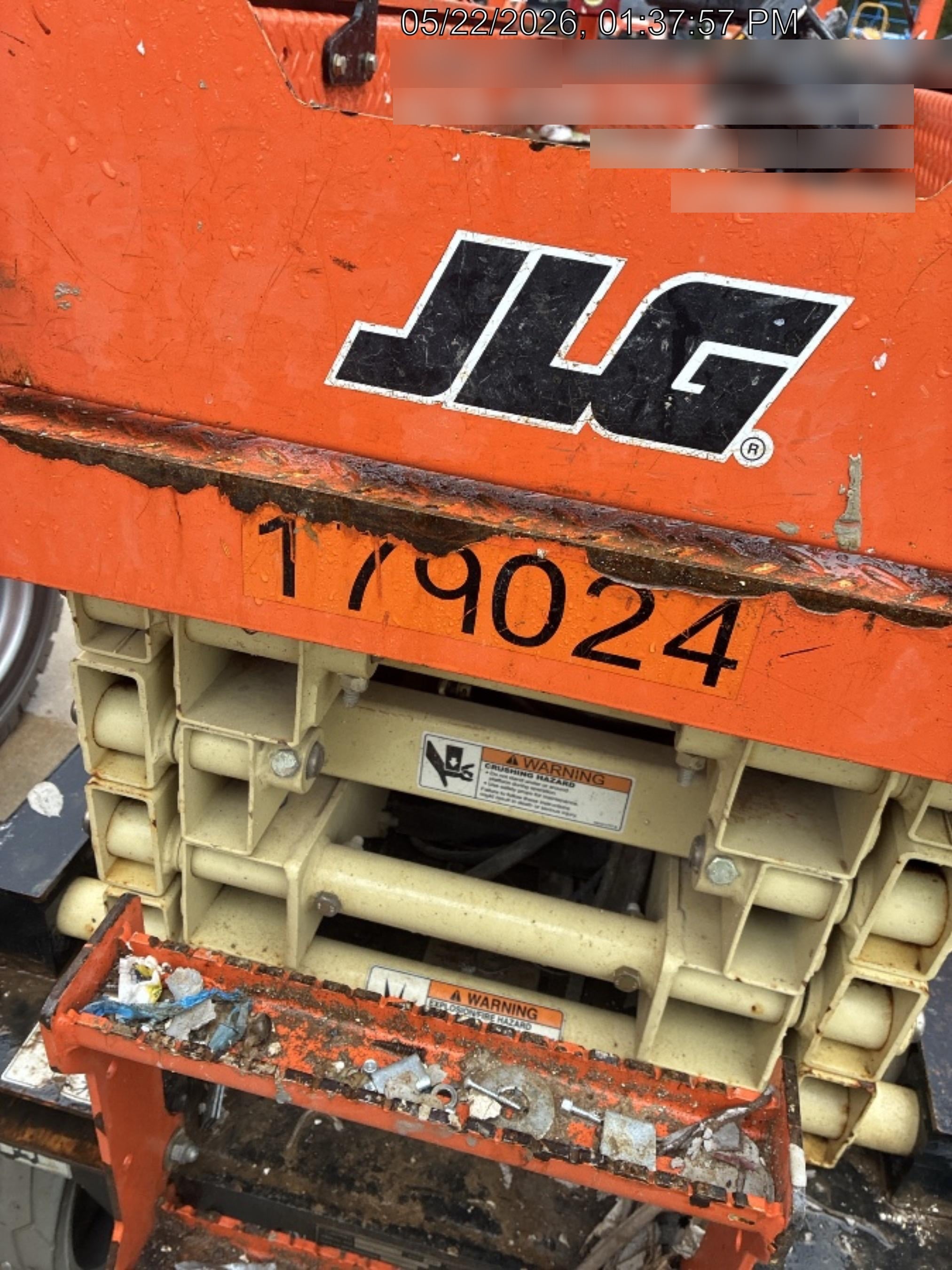 2021 JLG ES1932