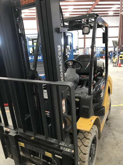 2020 KOMATSU FG25T-16