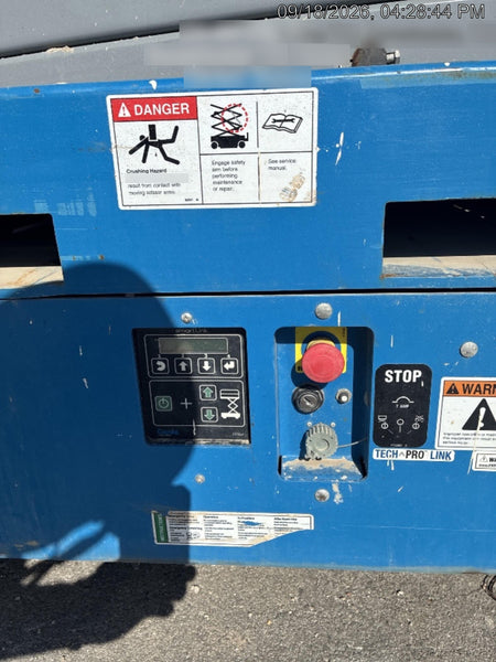 2022 GENIE GS-3246