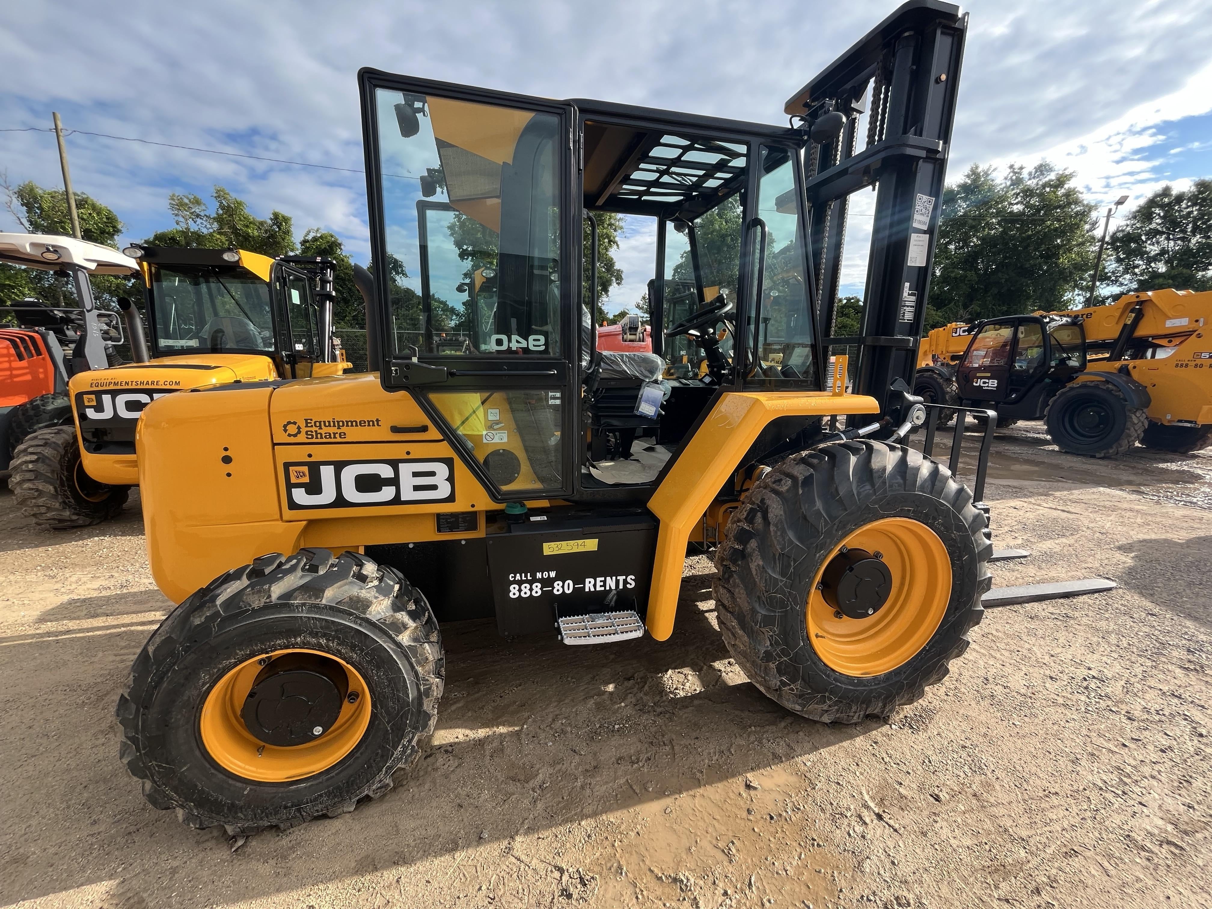 2025 JCB 940-4