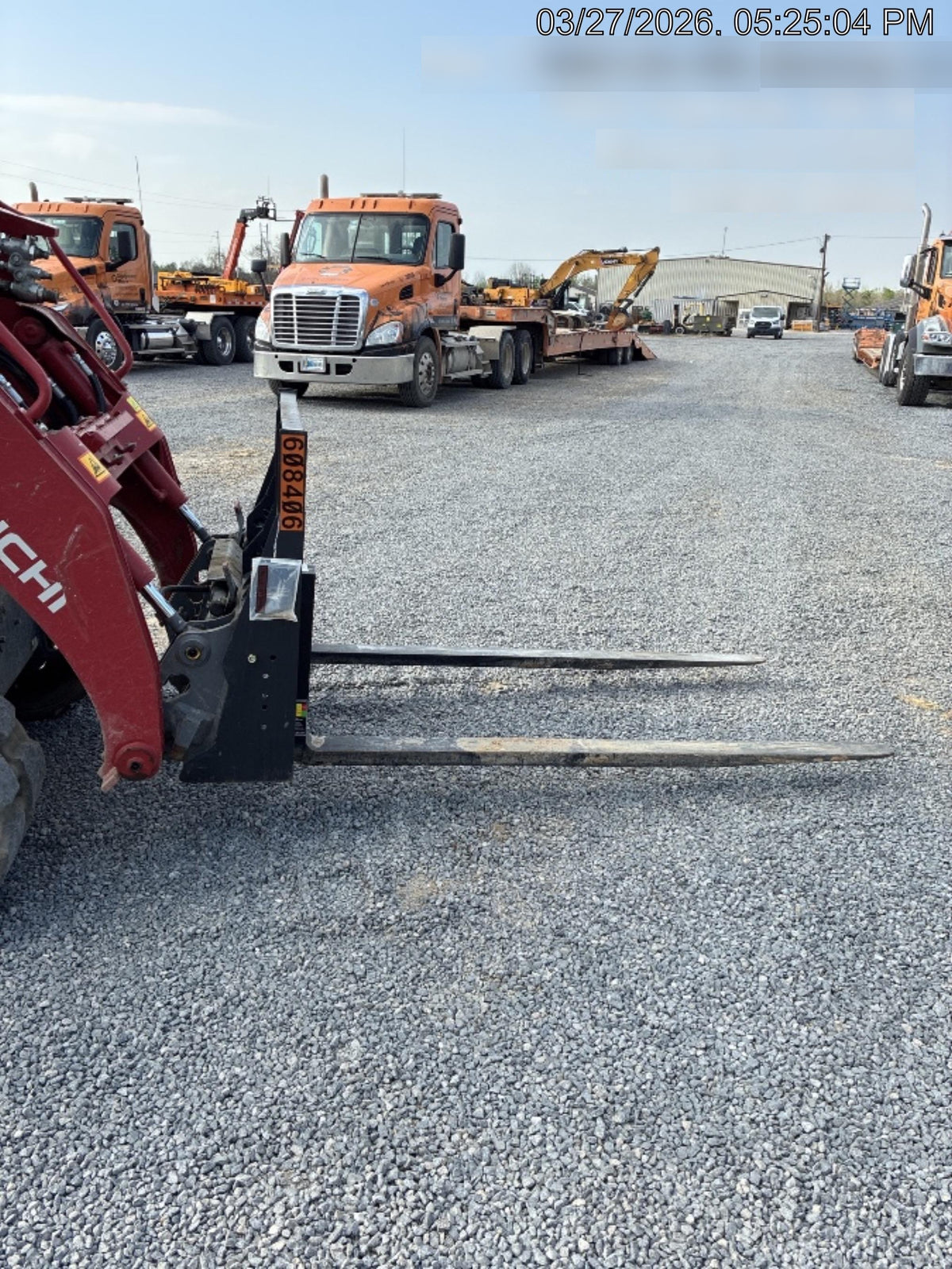 2025 ARROW MATERIAL HANDLING 72" Pallet Forks - Arrow