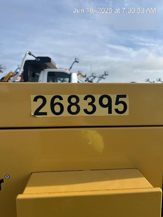 2023 VAC-TRON LP573XDT