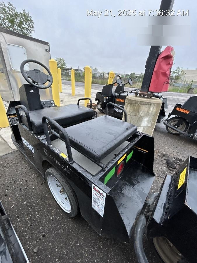 2021 Expeditor Expeditor 3 wheel Expeditor, Steering Wheel, Solid Non marketing tires, Ball Hitch, Front bumper, Painted Black