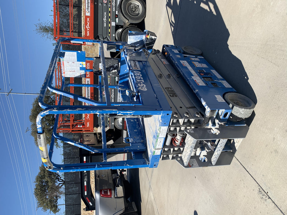 2019 Genie GS-1930 Fixed Rails with Chain Entry