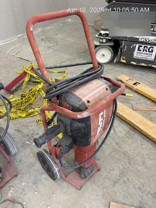2020 HILTI TE 3000-AVR