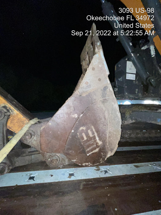 2014 WERK-BRAU 24" Bucket, 25k-35k Excavator - Werk-Brau