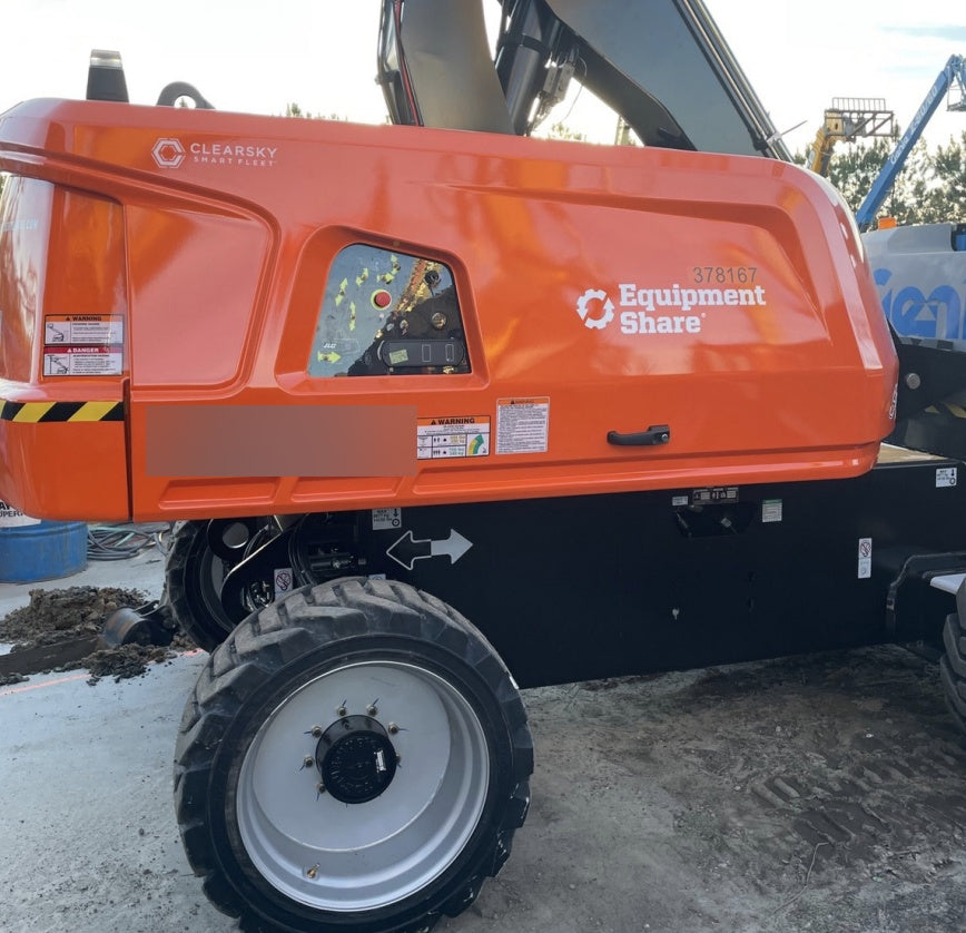 2023 JLG 660SJ