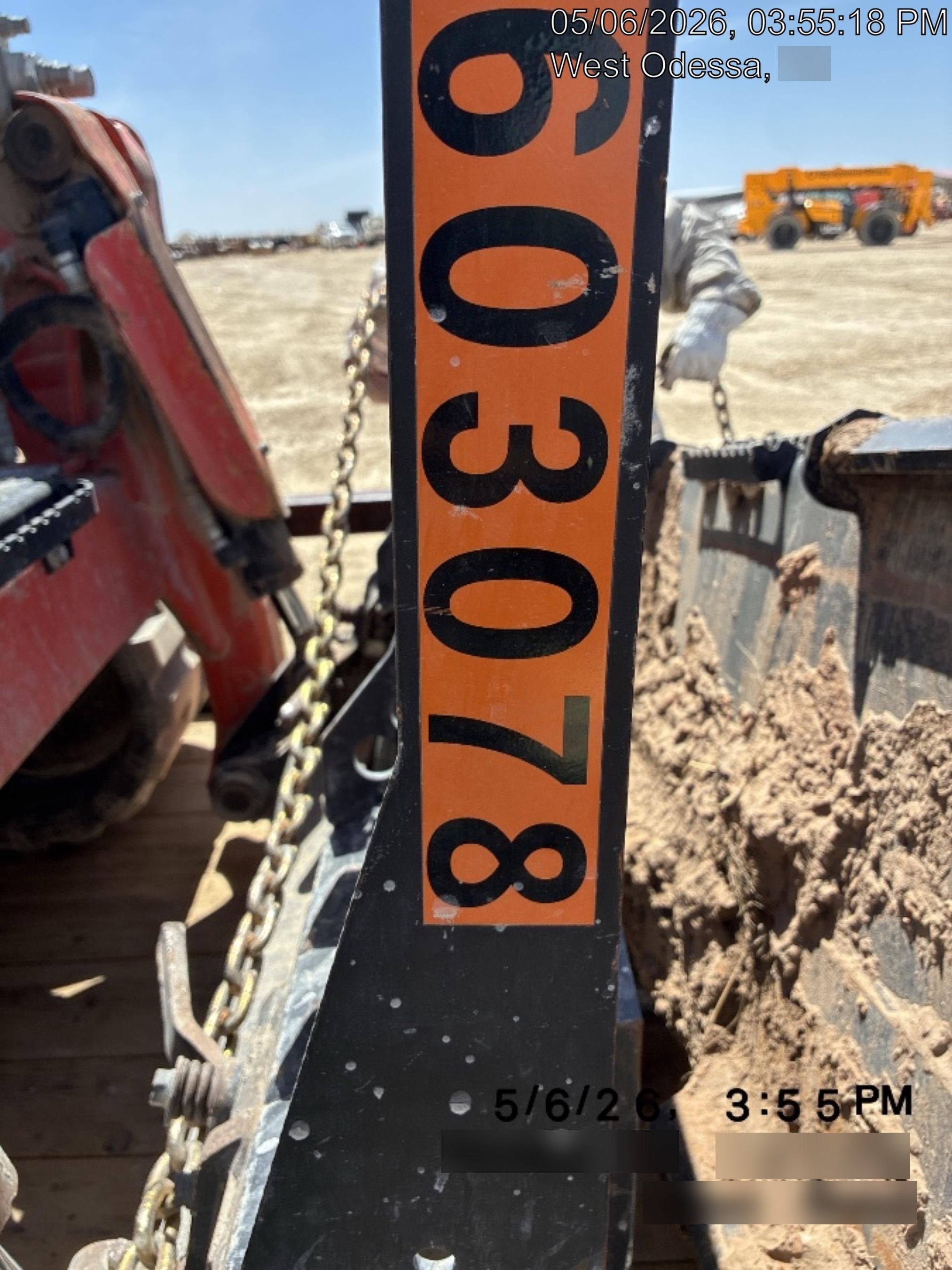 2025 ARROW MATERIAL HANDLING 24" Pallet Fork Frame