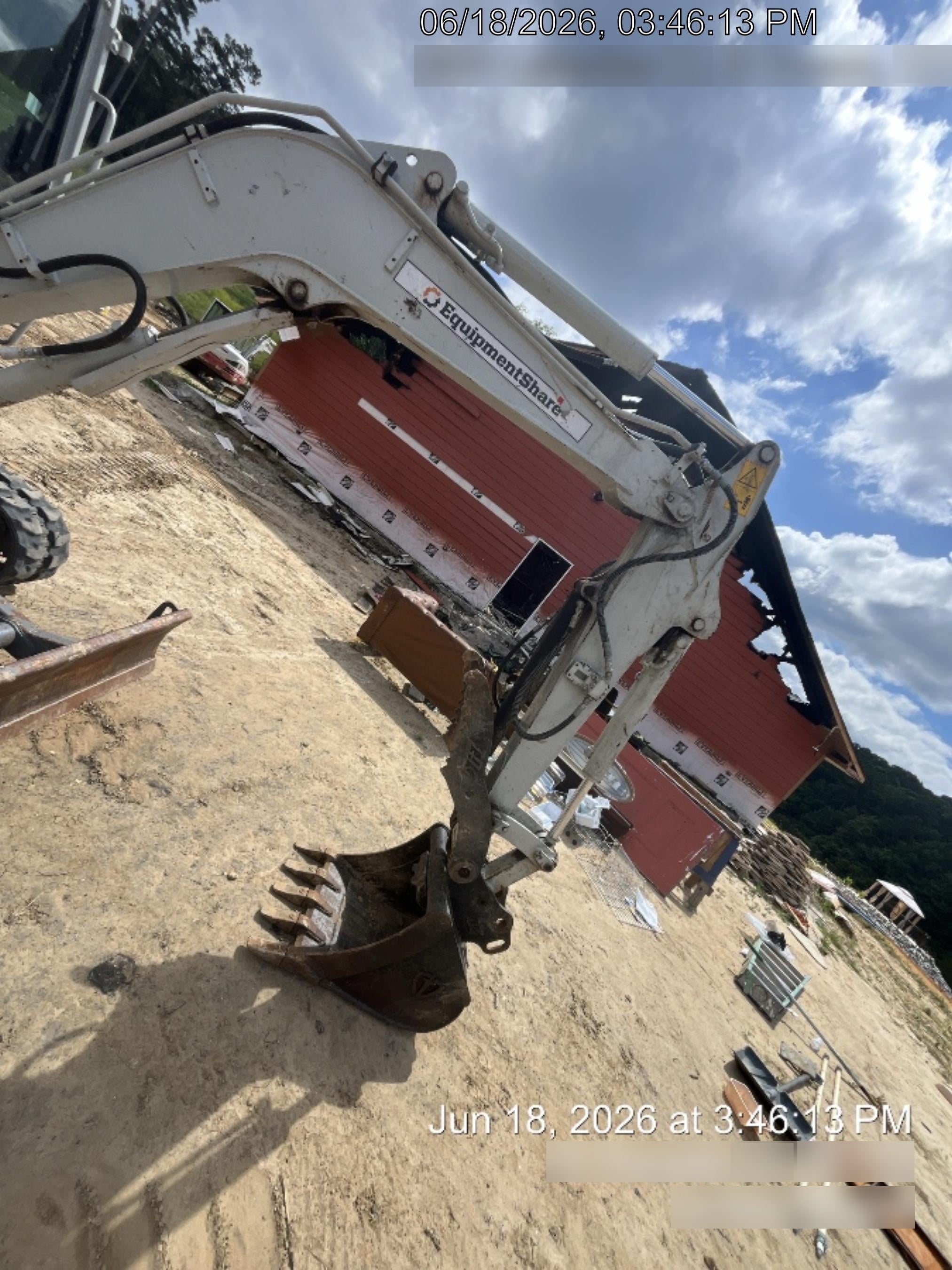 2023 TAKEUCHI TB235-2CR