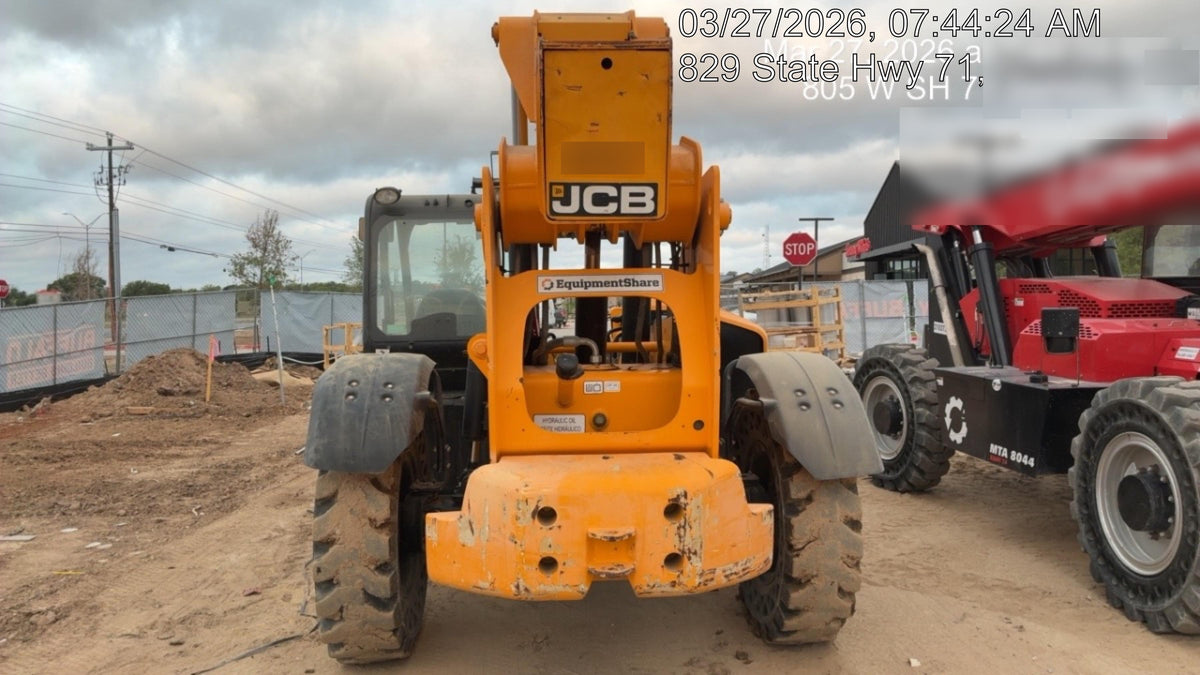 2019 JCB 510-56 Canopy, 74 HP, Solid Tires, STD Worklight, Beacon, Aux Hydraulics, Lifting Eye, Back up Alarm w/66" Carriage/60" Forks