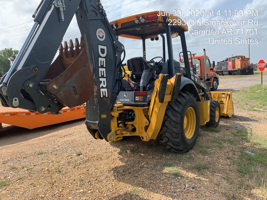 2019 John Deere 310LEP - Extendable Stick 4WD, Canopy, Extendable dipper, ISO Controls, 2 way Auxiliary Hydraulics, 4 in 1 Loader bucket w/ hook, Beacon w/ Buckets: 12”, 18”, and 24