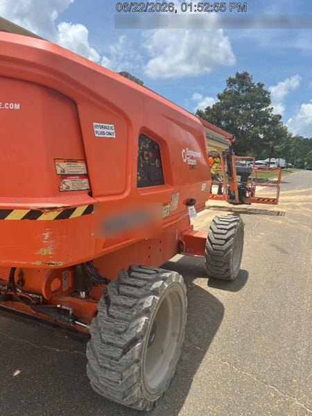 2022 JLG 660SJ