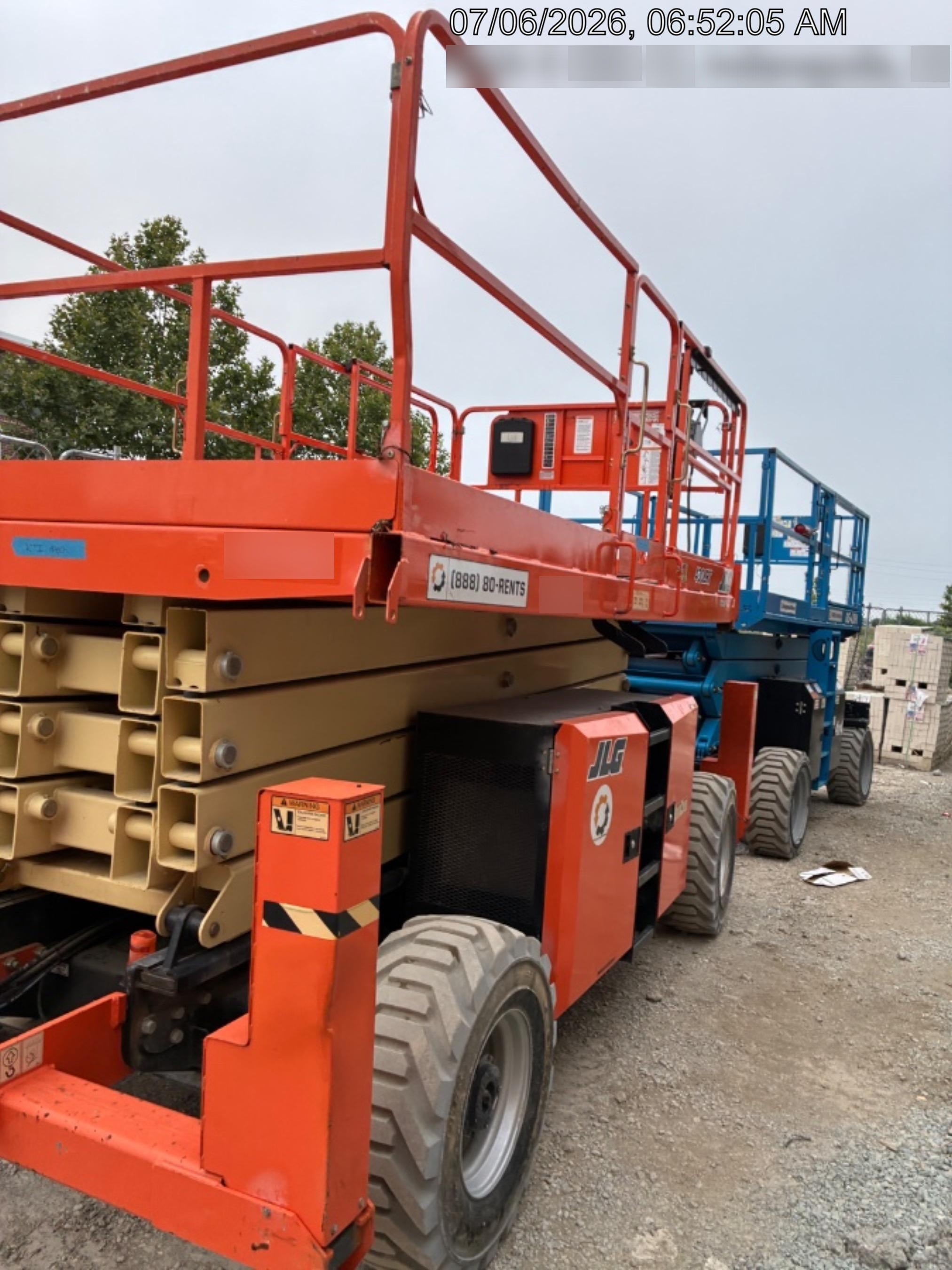 2019 JLG 430LRT