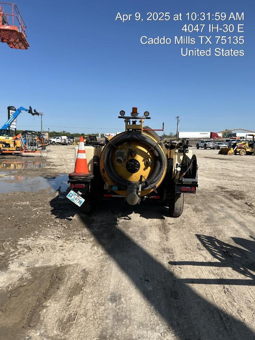 2023 VAC-TRON LP573XDT