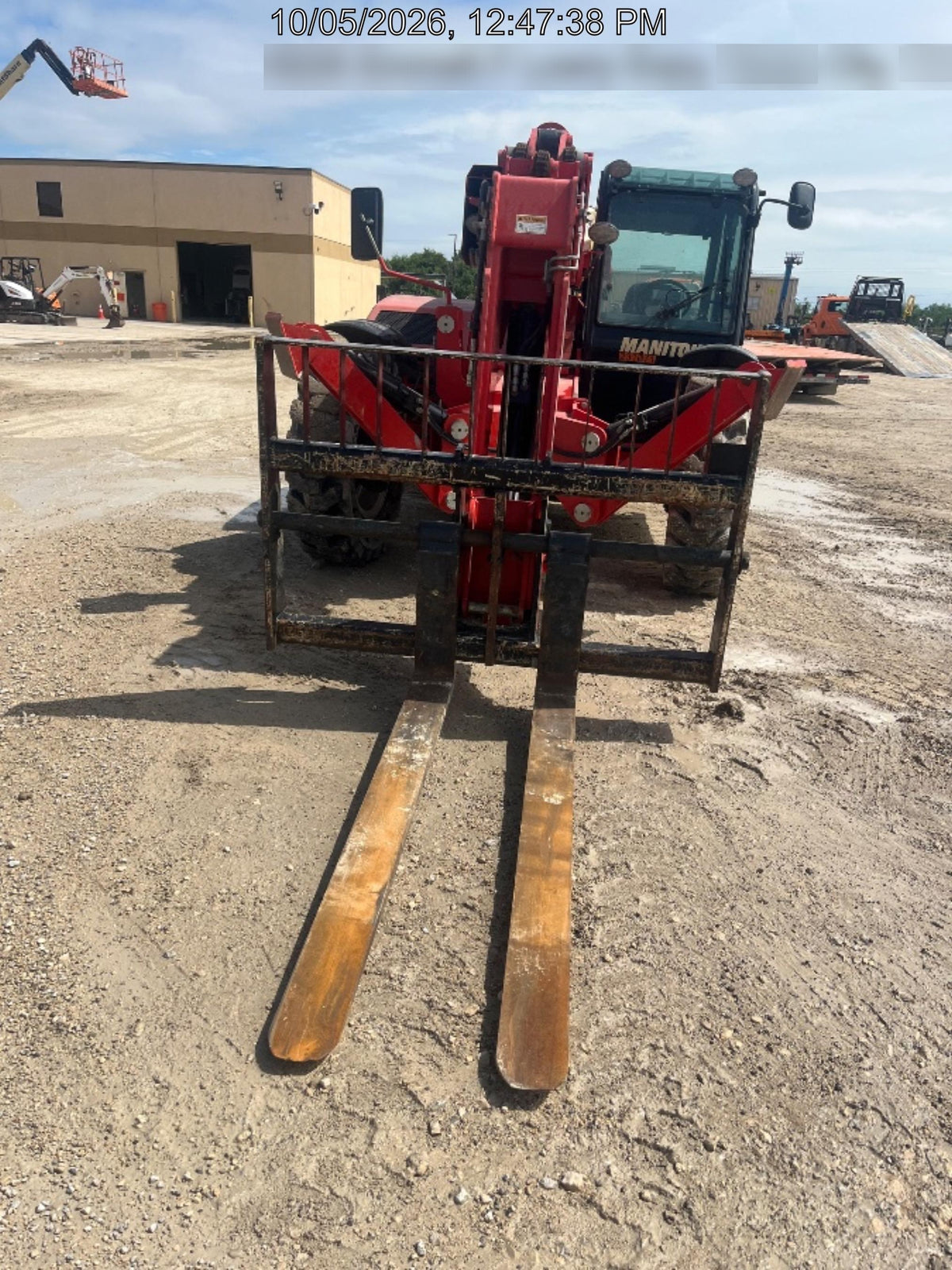 2022 MANITOU MTA12055