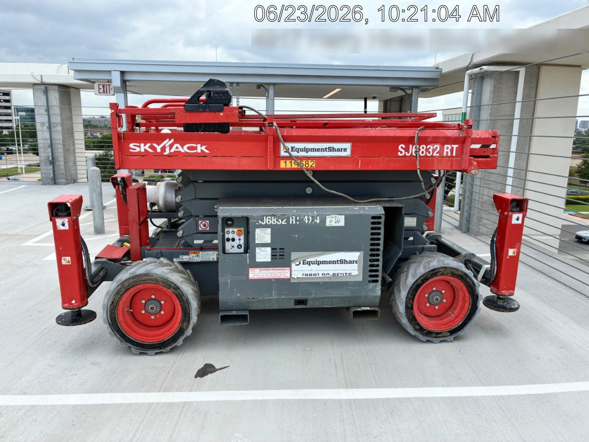 2021 SKYJACK SJ6832 RT