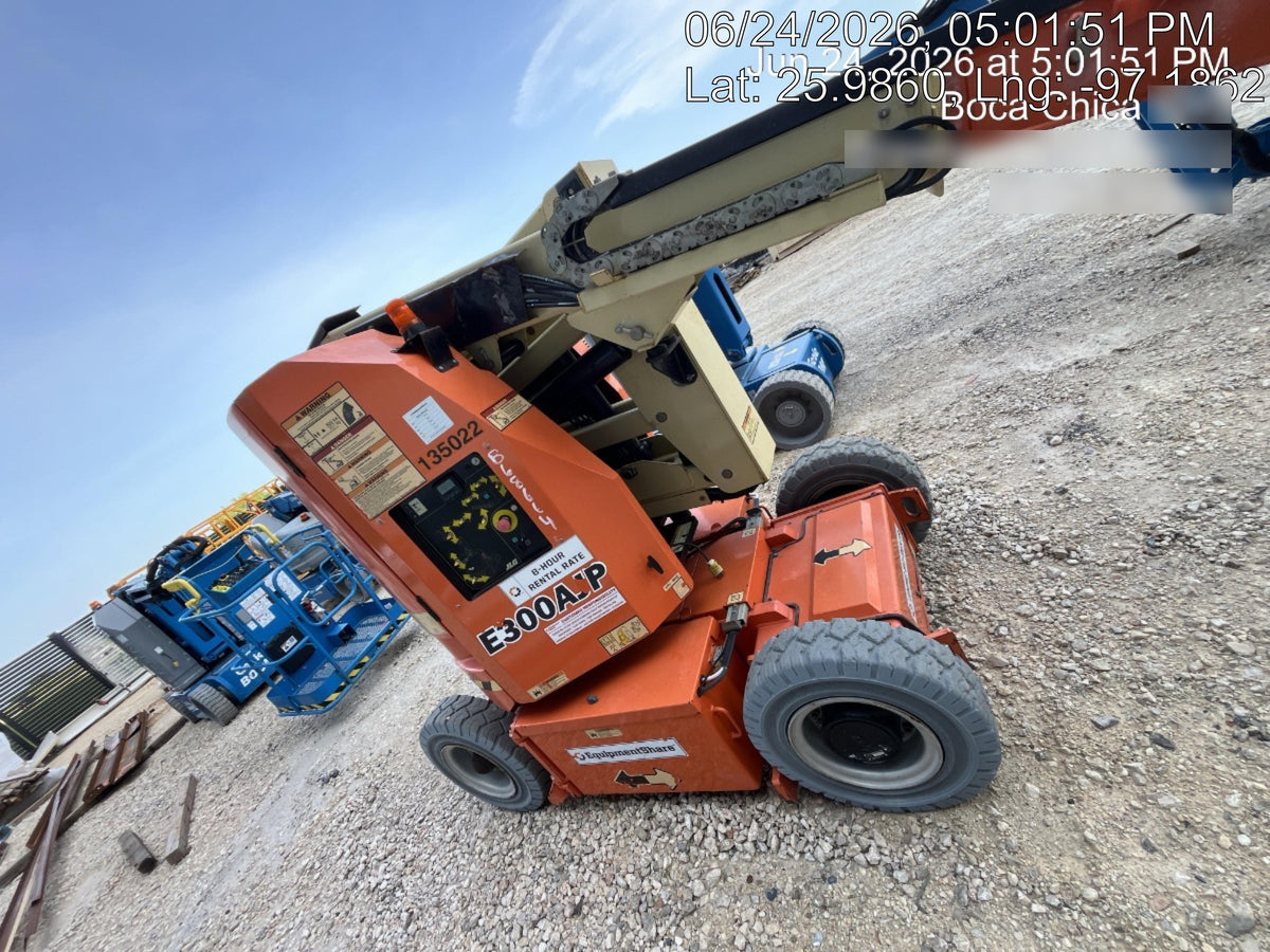 2021 JLG E300AJP
