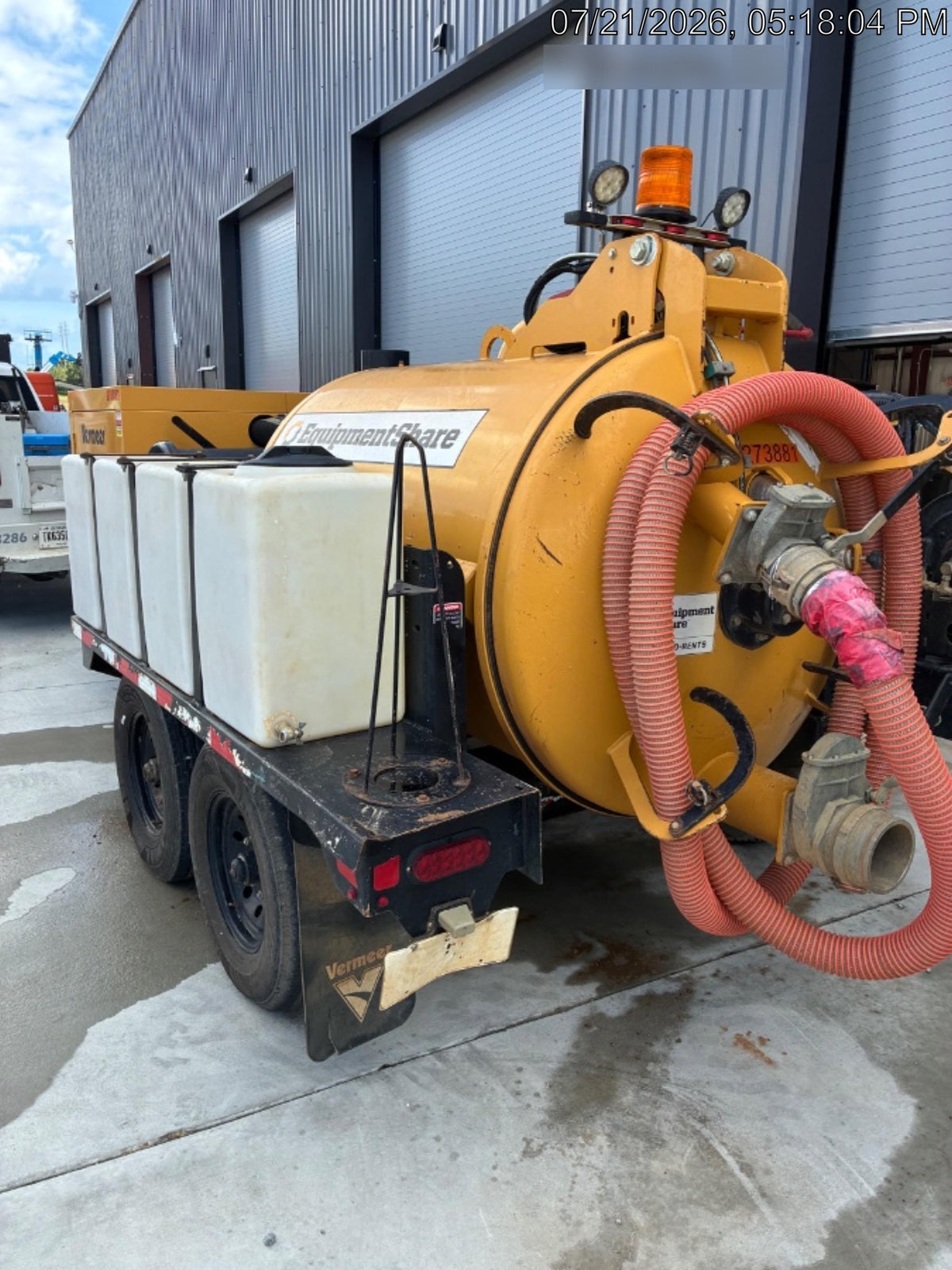 2023 Vac-Tron LP573XDT T4 Koehler Diesel Engine, 500 Gallon Debris Tank, x2 100 Gallon Water Tanks