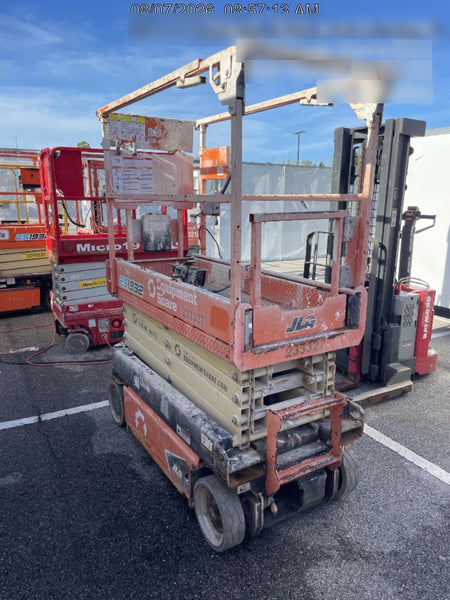2022 JLG ES1932