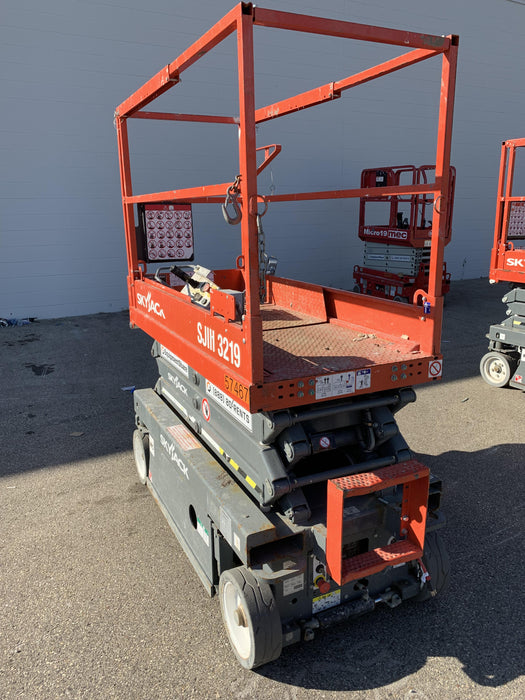 2016 Skyjack SJIII-3219 Standard Rental Specs