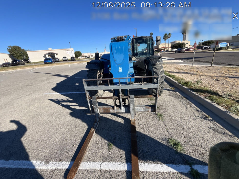 2019 Genie GTH-844 Genie GTH-844 w/Enclosed Cab w/HVAC, Work Lights, Solid Tires, Beacon, 60" Carriage and Forks