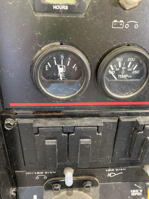 2021 Lincoln Electric Vantage 322 Vantage 322 Ready Pak 3 w/ Decals, ORANGE (includes trailer, cable rack, fender light kit) NO Telematics