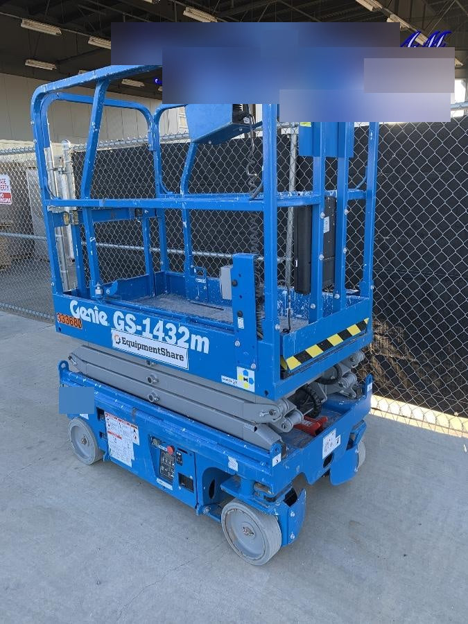 2023 GENIE GS-1432