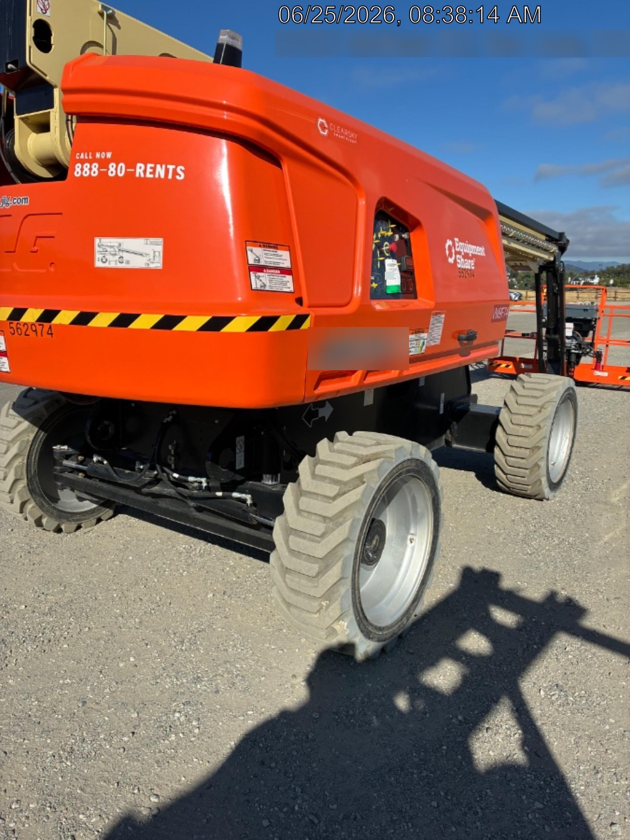 2025 JLG 660SJ