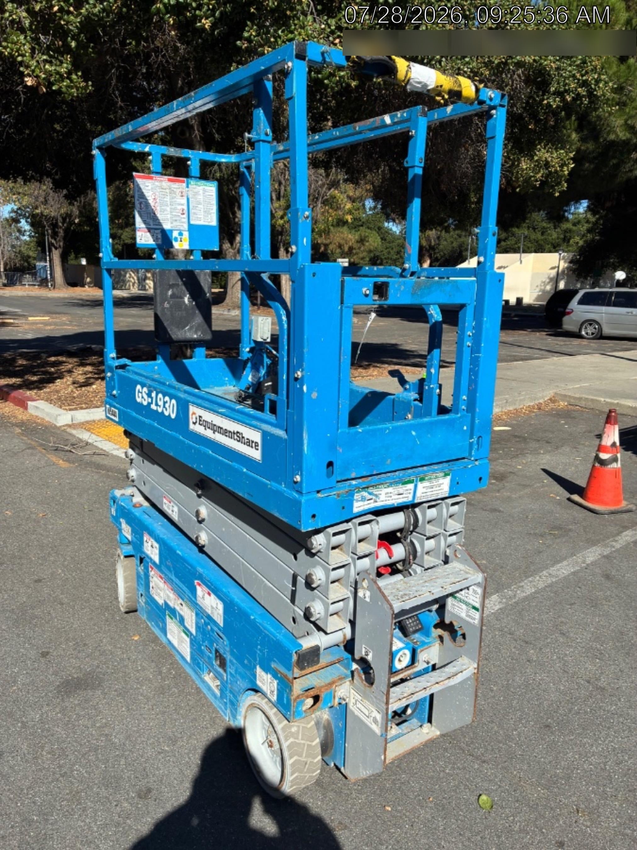 2020 Genie GS-1930 Solid Non Marking Tires, Beacon, Folding rails with half height swing gate, 800W Inverter