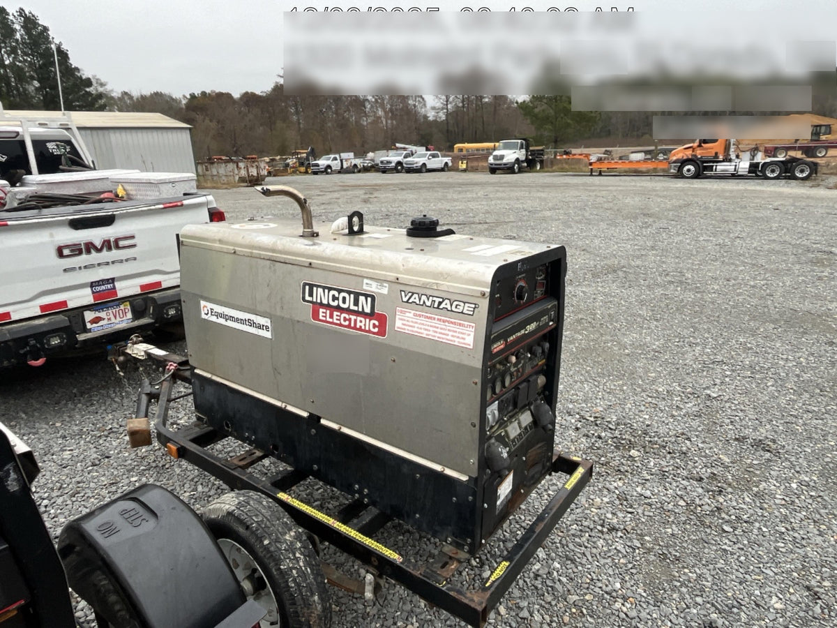 2019 Lincoln Electric Vantage 322 Welder Ready-Pak 3, Two wheel trailer, Fender and Light kit, Cable Rack