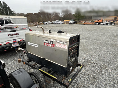 2019 Lincoln Electric Vantage 322 Welder Ready-Pak 3, Two wheel trailer, Fender and Light kit, Cable Rack